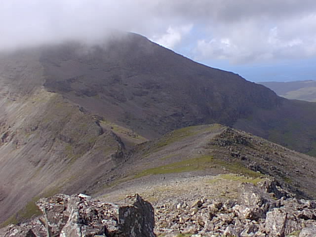ridge.jpg (49474 bytes)