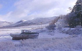 snow.jpg (28217 bytes)