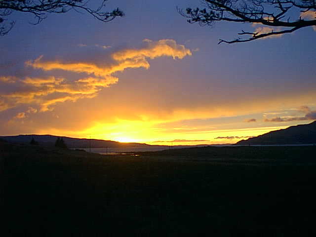 sun5.jpg (20126 bytes)